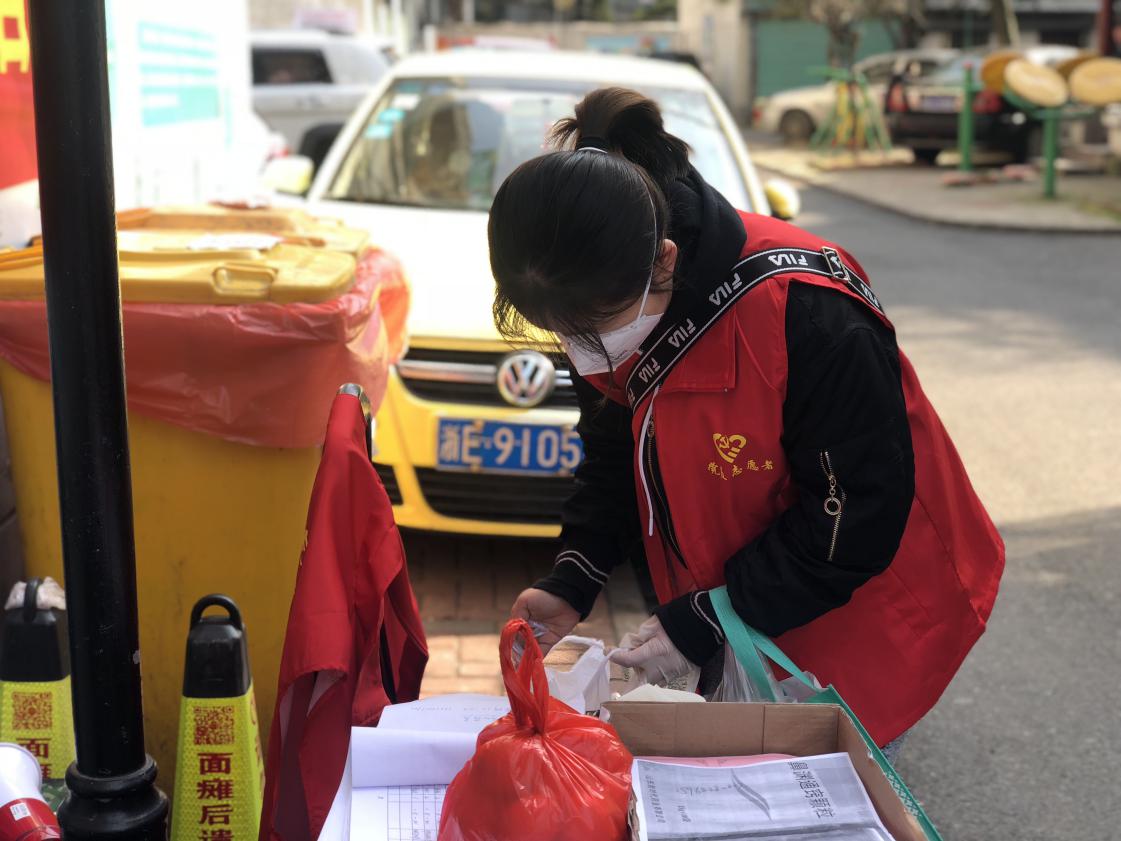 清明祭扫活动方案_清明临近 出行祭扫最新要求来了_清明祭扫各纷然