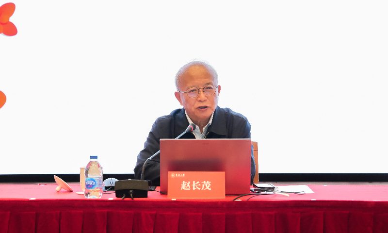 学校举行树立和践行正确政绩观学...