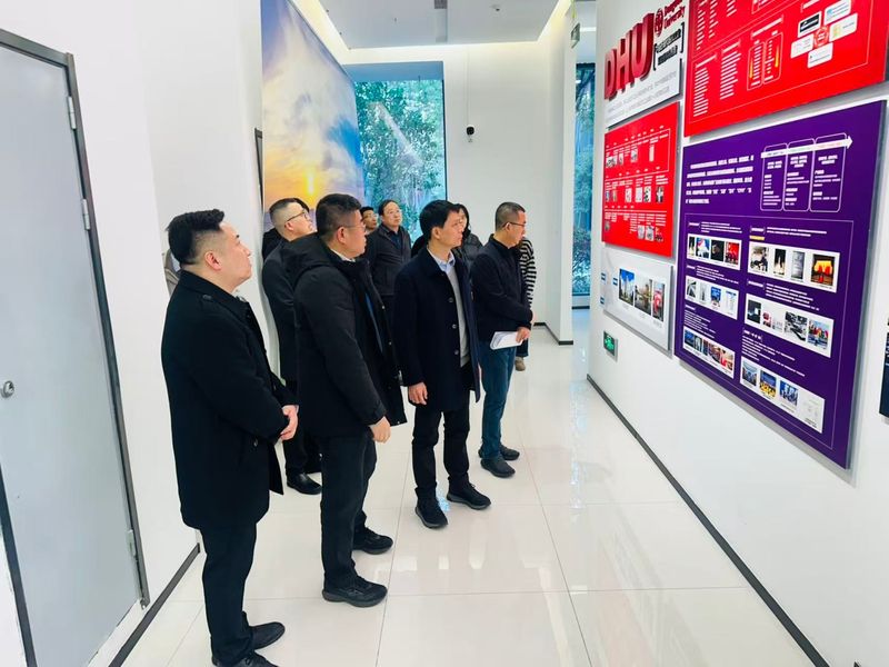 校长项延训调研东华大学科技园概...